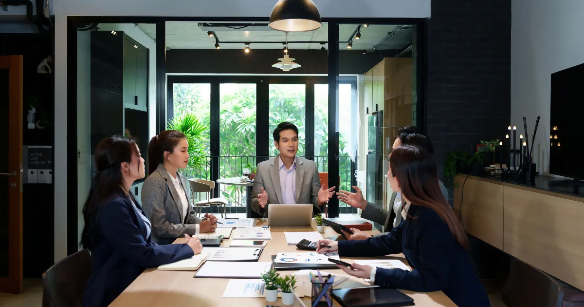 Running Effective Meetings to Save Time & Maximize Results
